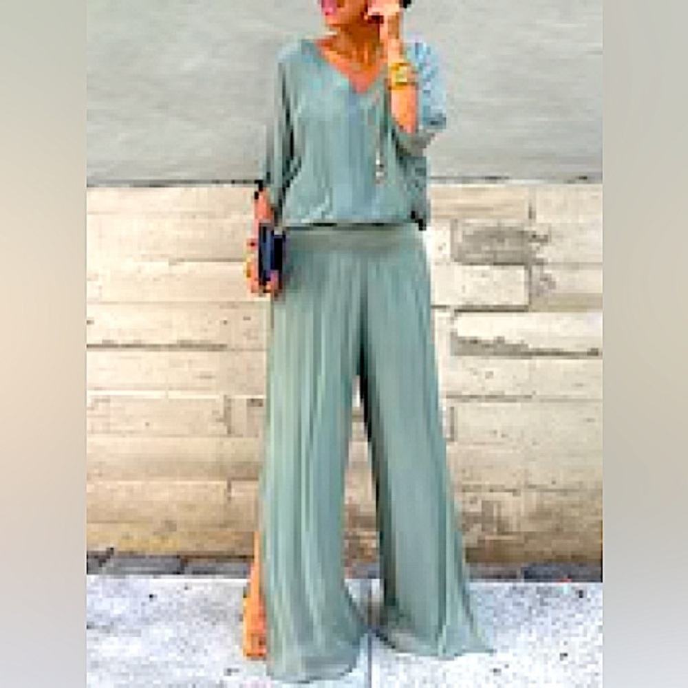 NWOT ESMERALDA – ELEGANT CHIFFON WIDE-LEG PANTS TWO-PIECE SET Never Worn
